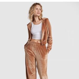 PINK VS Gold Soft Velour Bling Logo Soft Wide Leg Pants Women's NWT